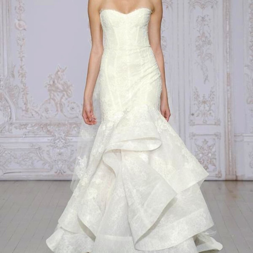 Monique Lhuillier Wedding Dress (Raven)